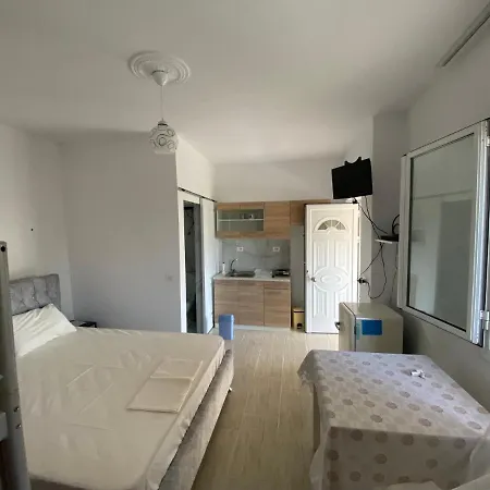 Apartament Cathrin's And Zverneci